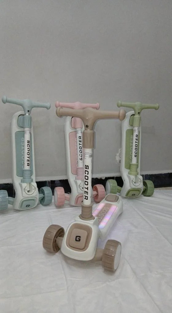 3-Wheel Kids Scooter with Adjustable Seat & Handlebar  4 Colors