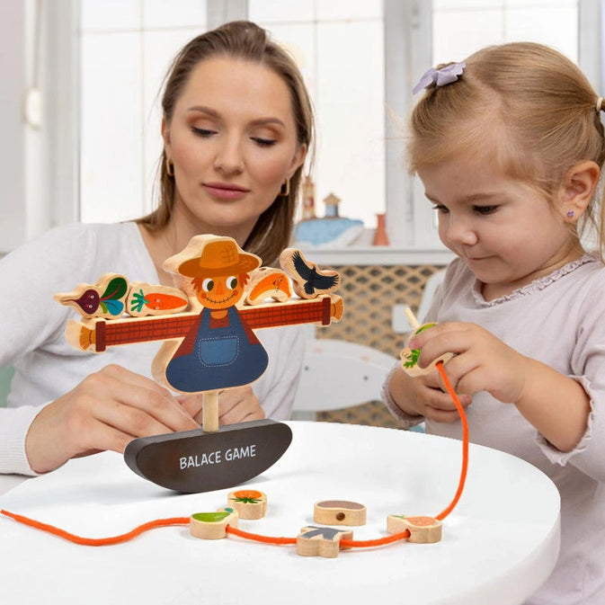 Scarecrow Balancing Blocks Shake! - Kids Balance Stacking Game
