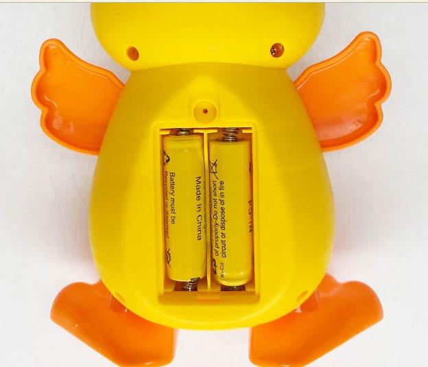 Cute Duck Water Dispenser Toy for Kids – Mini Drinking Fountain with Cup (Ages 3+)