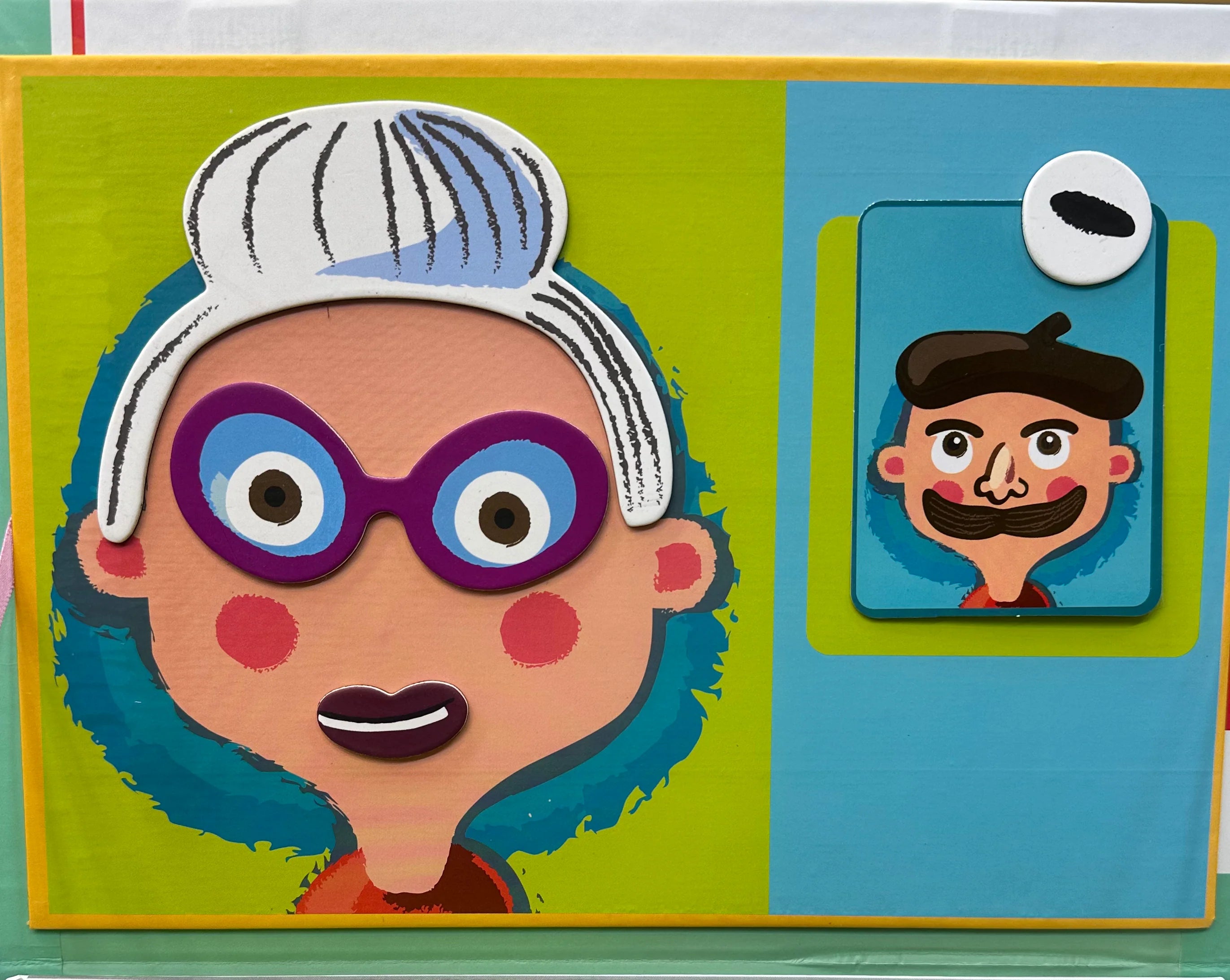 Magnetic Face Changing Puzzle Game - 67 Pieces.