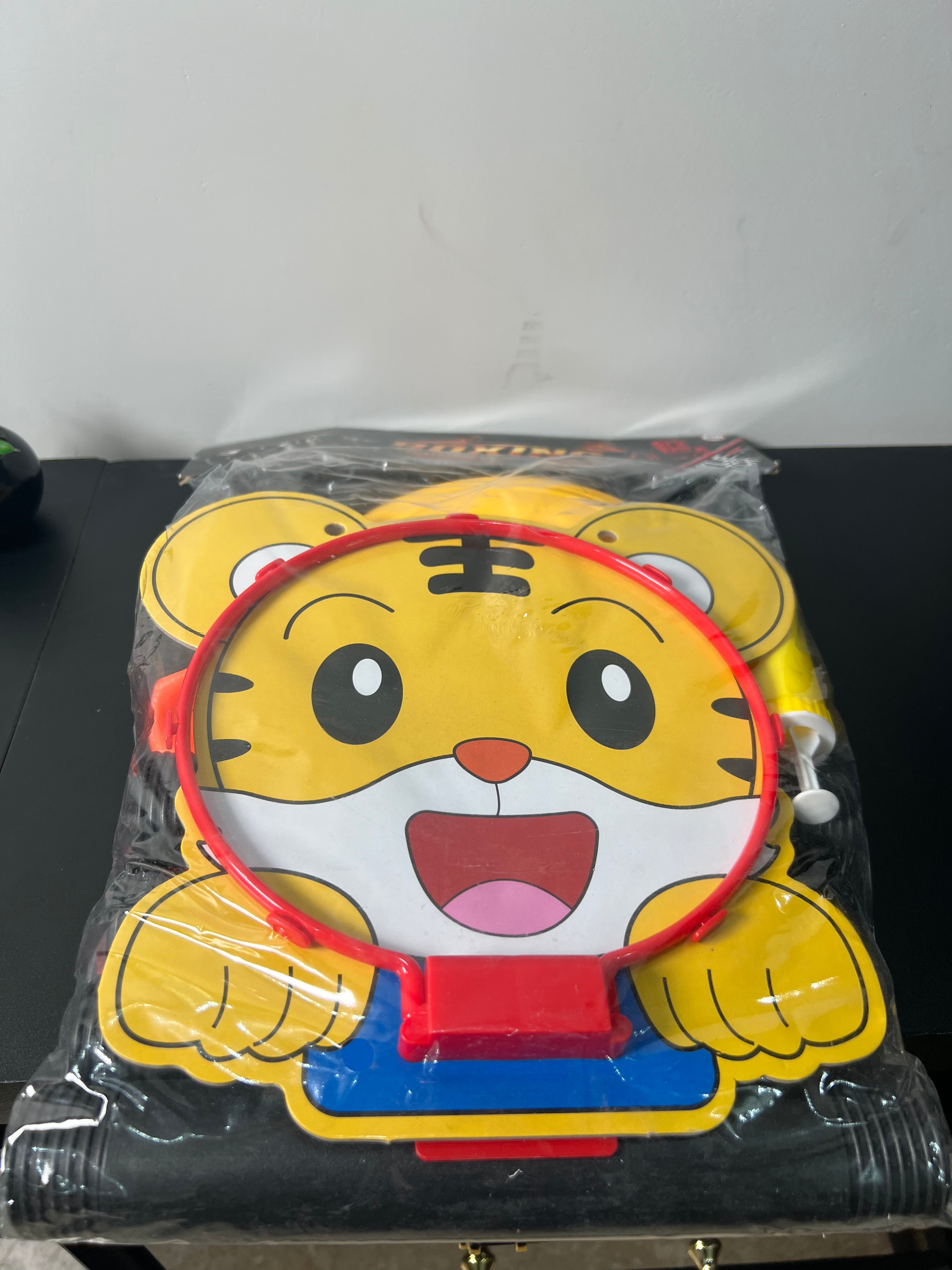 Tiger Face Basket Ball Plastic Pack